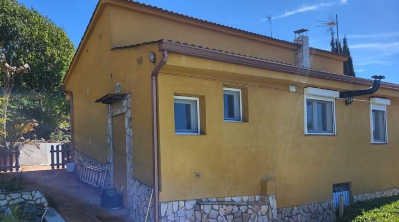 Жирона - Maçanet de la Selva - 748m2
