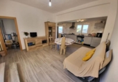 Отдельно стоящий дом с участком на продажу в городе Maçanet de la Selva Фото