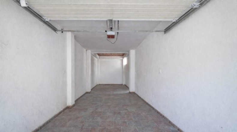 Granada - Peligros - 211m2