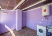 Дом с участком на продажу в городе Peligros Фото