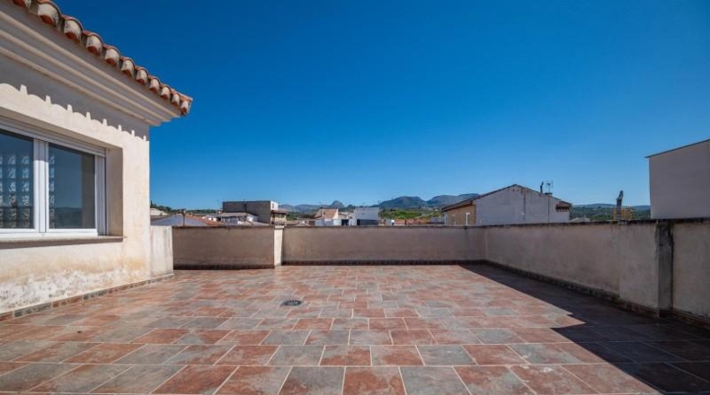 Granada - Peligros - 211m2