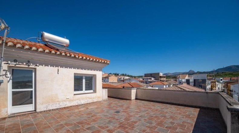 Granada - Peligros - 211m2
