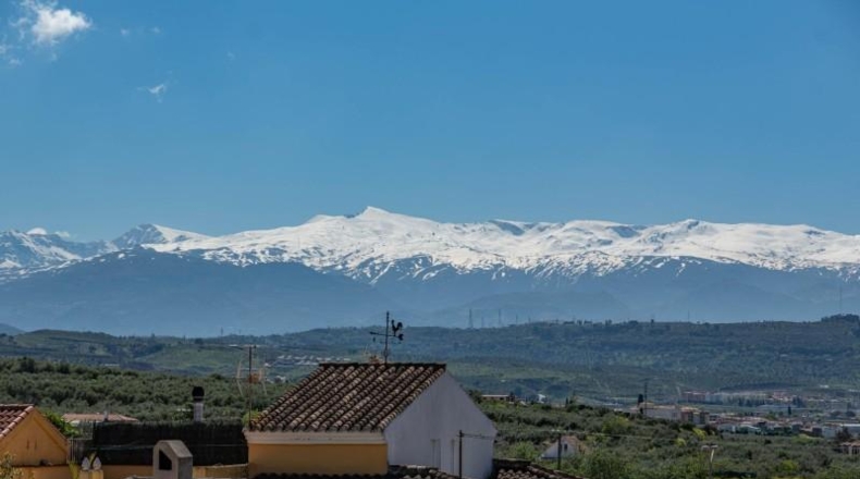 Granada - Peligros - 211m2