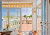Chalet independiente con terreno en venta en la España, Orihuela, ref: TR411416 foto
