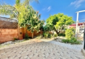 Chalet independiente con terreno en venta en la España, Orihuela, ref: TR411430 foto