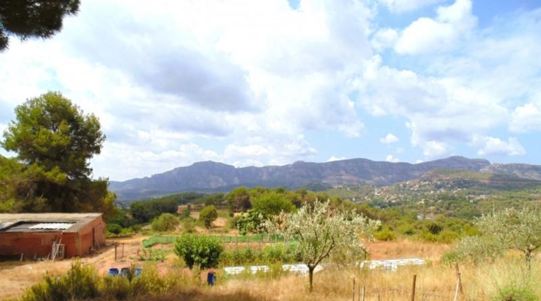 Барселона - Sant Llorenç Savall - 25000m2
