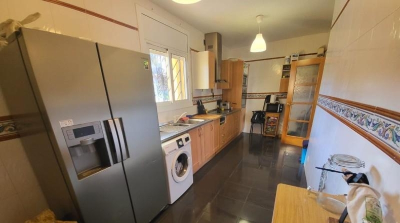 Жирона - Maçanet de la Selva - 656m2