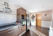 Chalet independiente con terreno en venta en la España, Pedralba, ref: TR399000 foto