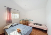 Chalet independiente con terreno en venta en la España, Pedralba, ref: TR399000 foto