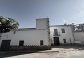Detached villa with land for sale on España, Ayora, ref: TR411445 photo