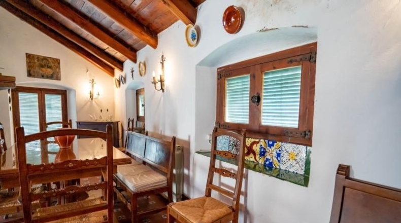 Жирона - Santa Coloma de Farners - 244m2