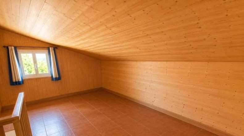 Жирона - Maçanet de la Selva - 1016m2