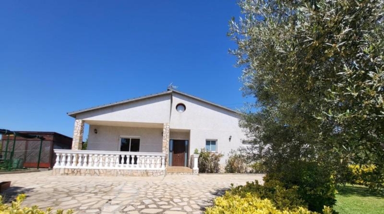 Жирона - Maçanet de la Selva - 1016m2