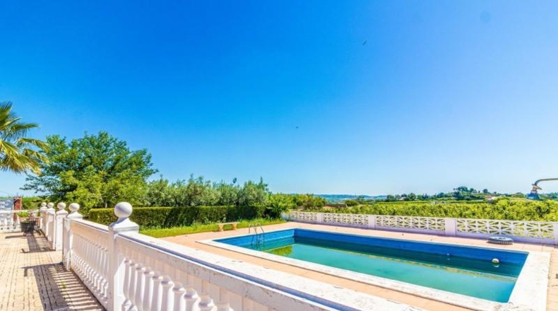 Valencia - Carlet - 590m2