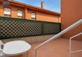 Chalet independiente con terreno en venta en la España, Guadalajara, ref: TR411487 foto
