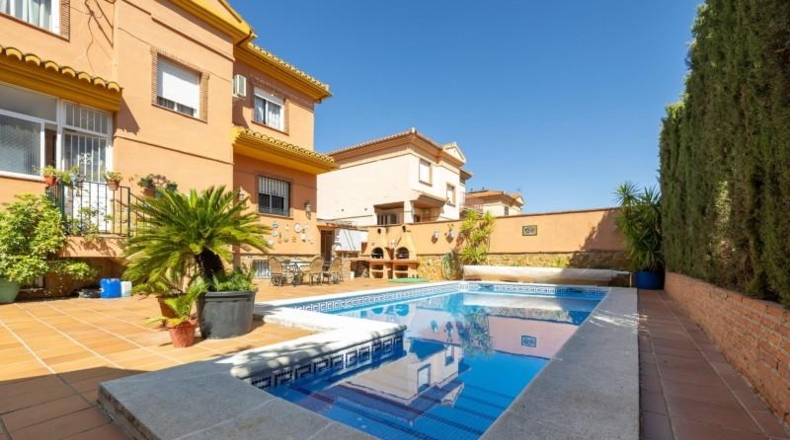 Granada - Cúllar Vega - 394m2