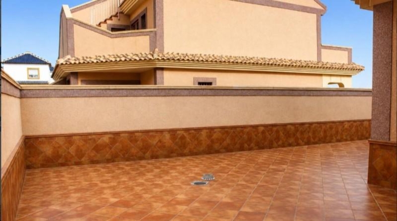 Alicante - Torrevieja - 225m2