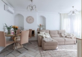 Chalet independiente con terreno en venta en la España, Orihuela, ref: TR411507 foto