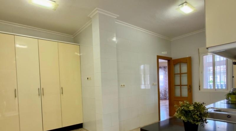 Аликанте - Torrevieja - 227m2