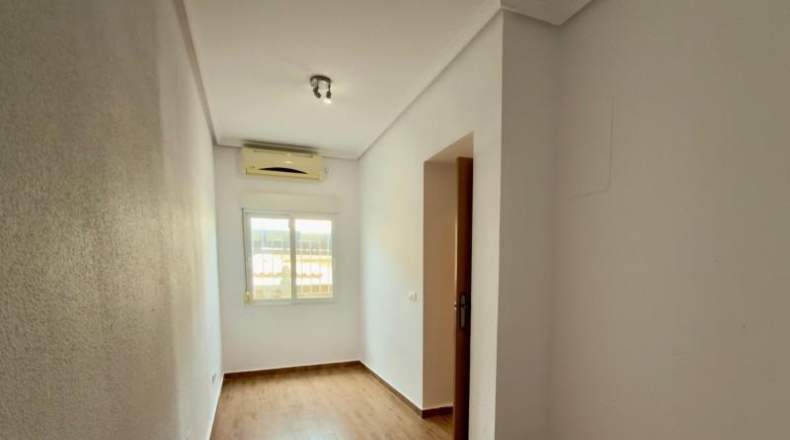 Аликанте - Torrevieja - 227m2