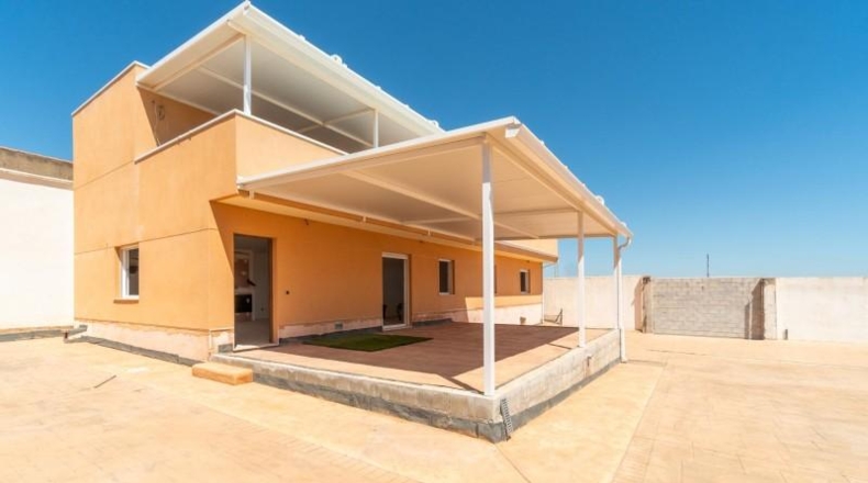 Alicante - San Miguel de Salinas - 1164m2
