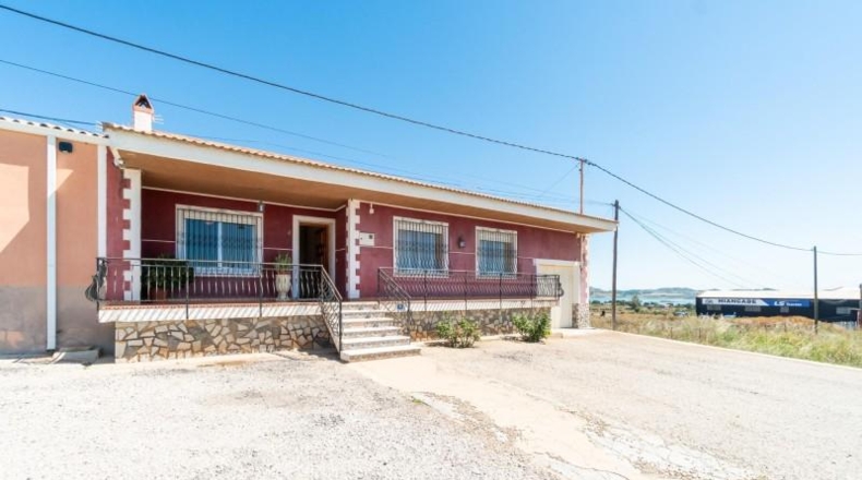 Alicante - San Miguel de Salinas - 1164m2