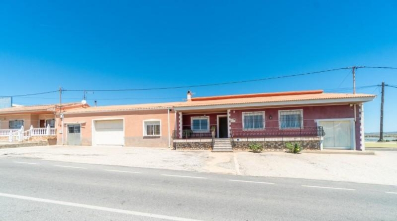 Alicante - San Miguel de Salinas - 1164m2