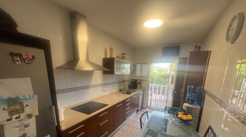 Жирона - Maçanet de la Selva - 1290m2