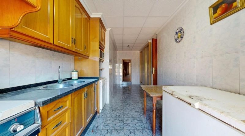 Аликанте - Elche - 13637m2