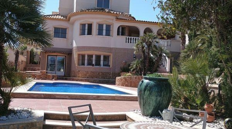 Alicante - Castalla - 720m2