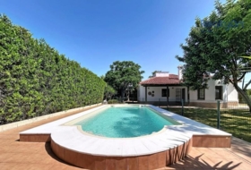 Espartinas 900&nbsp;m²