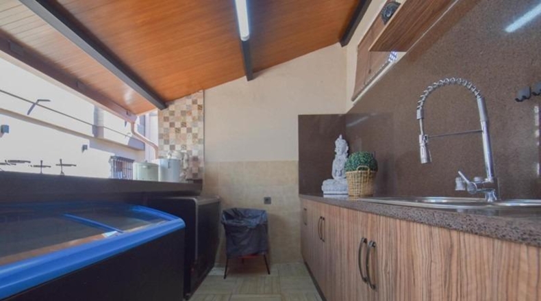 Granada - Albolote - 356m2