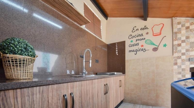 Granada - Albolote - 356m2