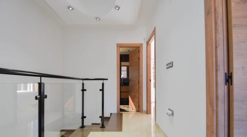 Granada - Albolote - 356m2