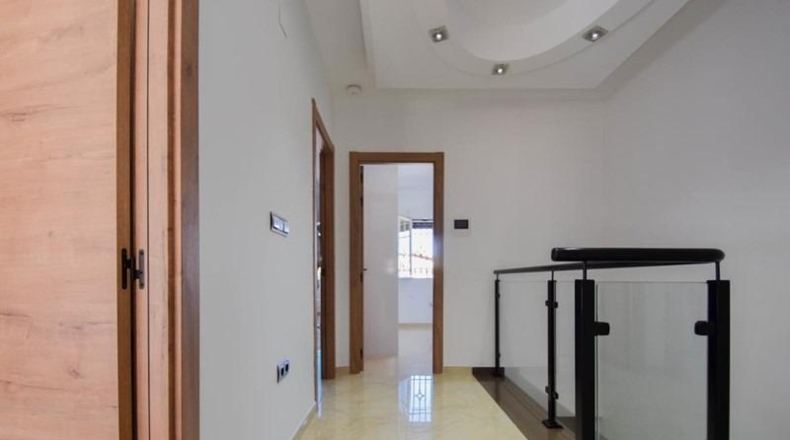 Granada - Albolote - 356m2