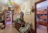 Отдельно стоящий дом с участком на продажу в городе Villa de Otura Фото