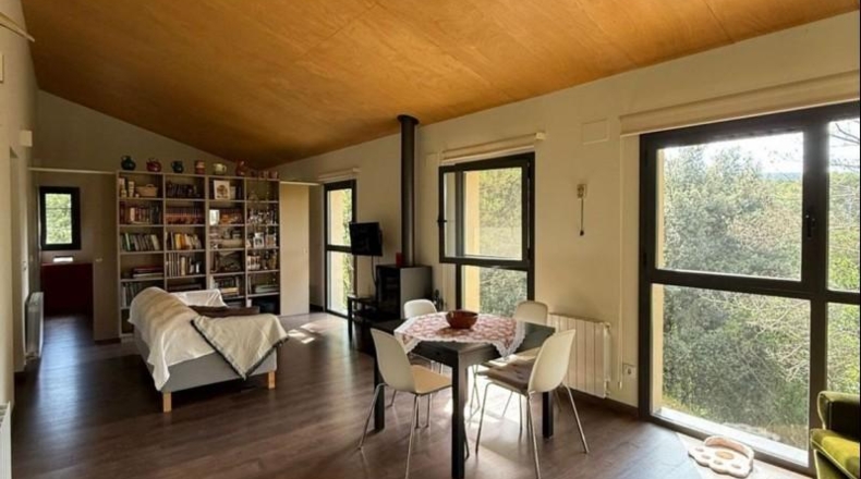 Жирона - Sant Aniol de Finestres - 6190m2