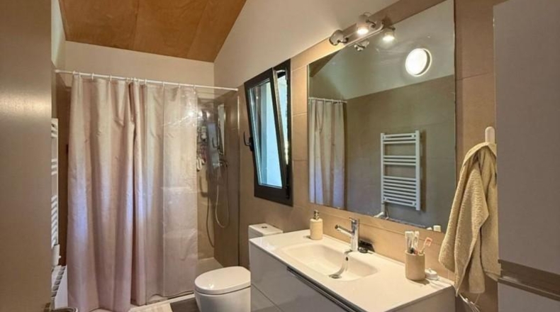 Жирона - Sant Aniol de Finestres - 6190m2