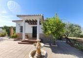 Casa de camp amb terreny en venda a la España, Colmenar, ref.: TR378509 foto