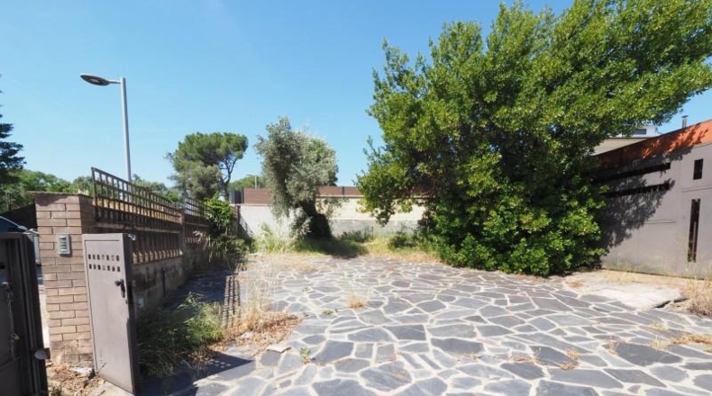 Barcelona - Lliçà d'Amunt - 1315m2