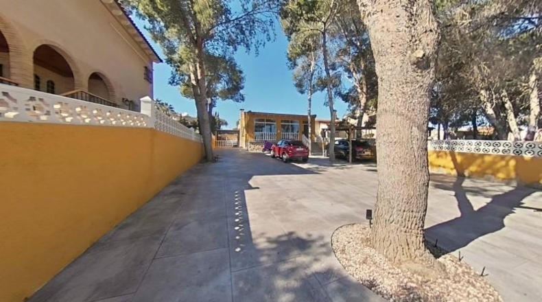 Alicante - Torrevieja - 670m2