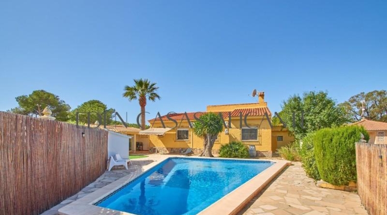 Alicante - Busot - 920m2