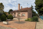 Xalet independent amb terreny en venda a la España, La Muela, ref.: TR411608 foto