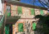 Отдельно стоящий дом с участком на продажу в городе Cercedilla Фото