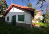 Отдельно стоящий дом с участком на продажу в городе Cercedilla Фото