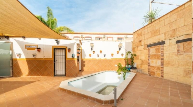 Alicante - Torrevieja - 309m2