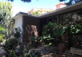Отдельно стоящий дом с участком на продажу в городе Salou Фото
