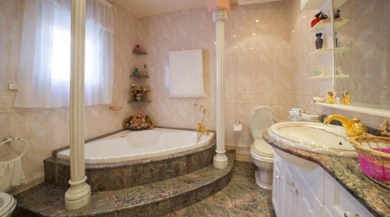 Мурсия - Los Alcázares - 630m2