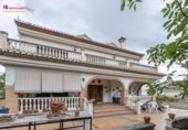 Chalet independiente con terreno en venta en la España, Monachil, ref: TR411612 foto