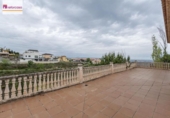 Chalet independiente con terreno en venta en la España, Monachil, ref: TR411612 foto